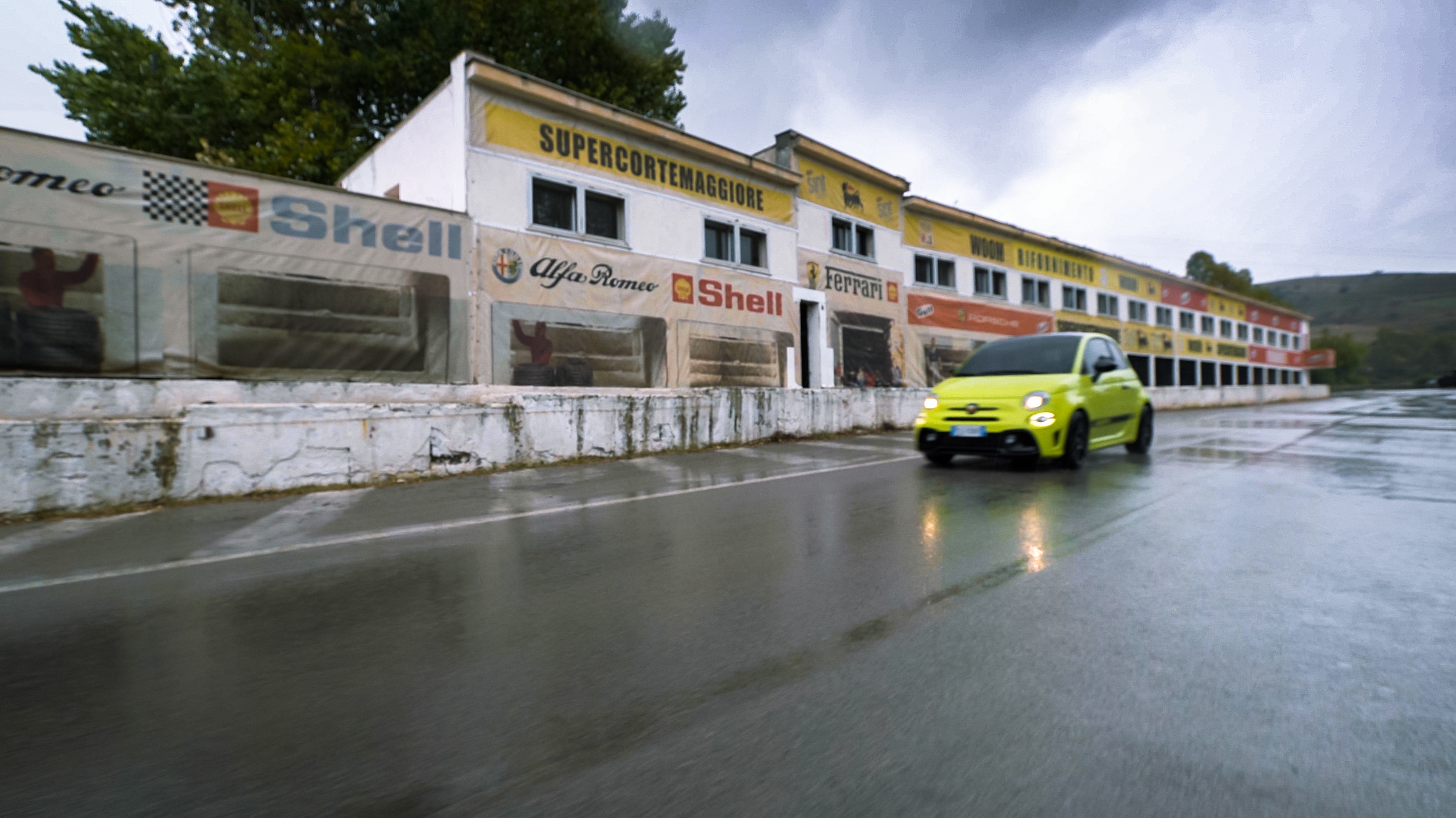 181110_Abarth_595_Competizione_01