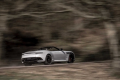 aston-martin-dbs-superleggera-volante-6