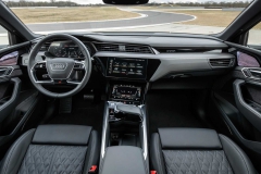 2020-audi-e-tron-s-exclusive-14