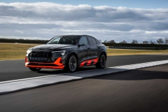 2020-audi-e-tron-s-exclusive-3