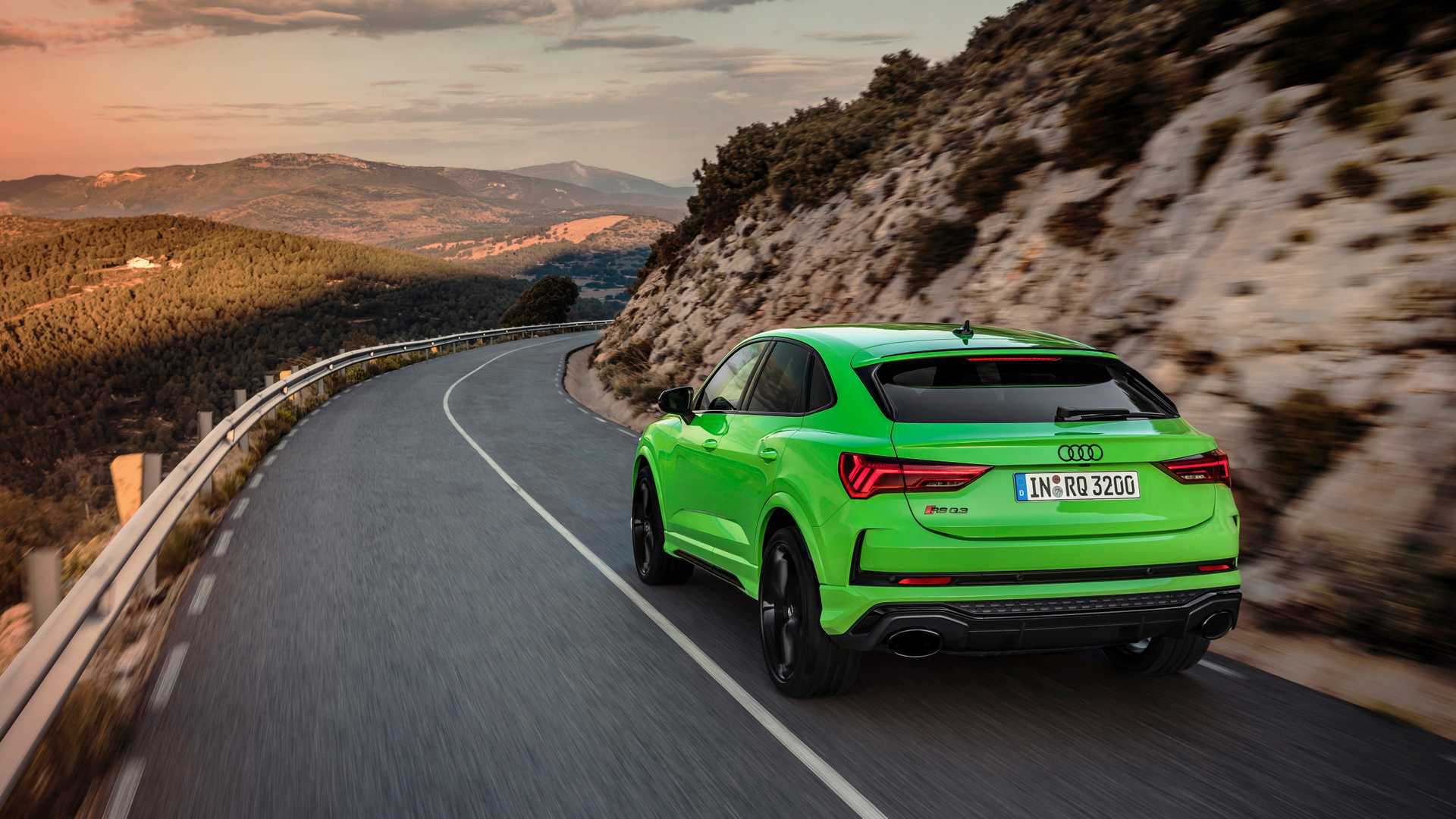 2020-audi-rs-q3-sportback-4
