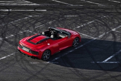 2020-audi-r8-rwd-18