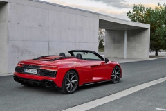 2020-audi-r8-rwd-22