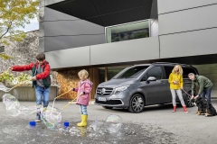 mercedes-benz-new-v-class (1)