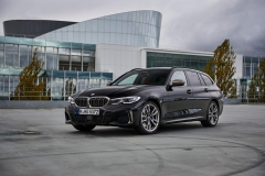 P90373329_highRes_the-new-bmw-m340i-xd