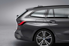 bmw-3er-touring-2019-1