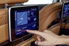 2020-bmw-7-series (39)