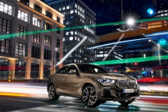 2020-bmw-x6-2