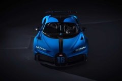 bugatti-chiron-pur-sport-2020