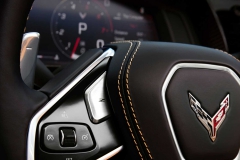 2020-chevrolet-corvette-stingray-18