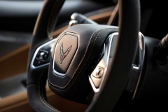 2020-chevrolet-corvette-stingray-23