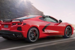 2020-chevrolet-corvette-stingray-3