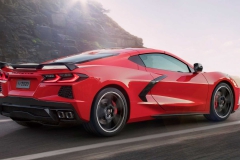 2020-chevrolet-corvette-stingray-4