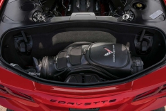 2020-chevrolet-corvette-stingray-8