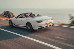 2019-bentley-continental-gt-convertible-unveiled-207-mph-luxury-droptop (11)