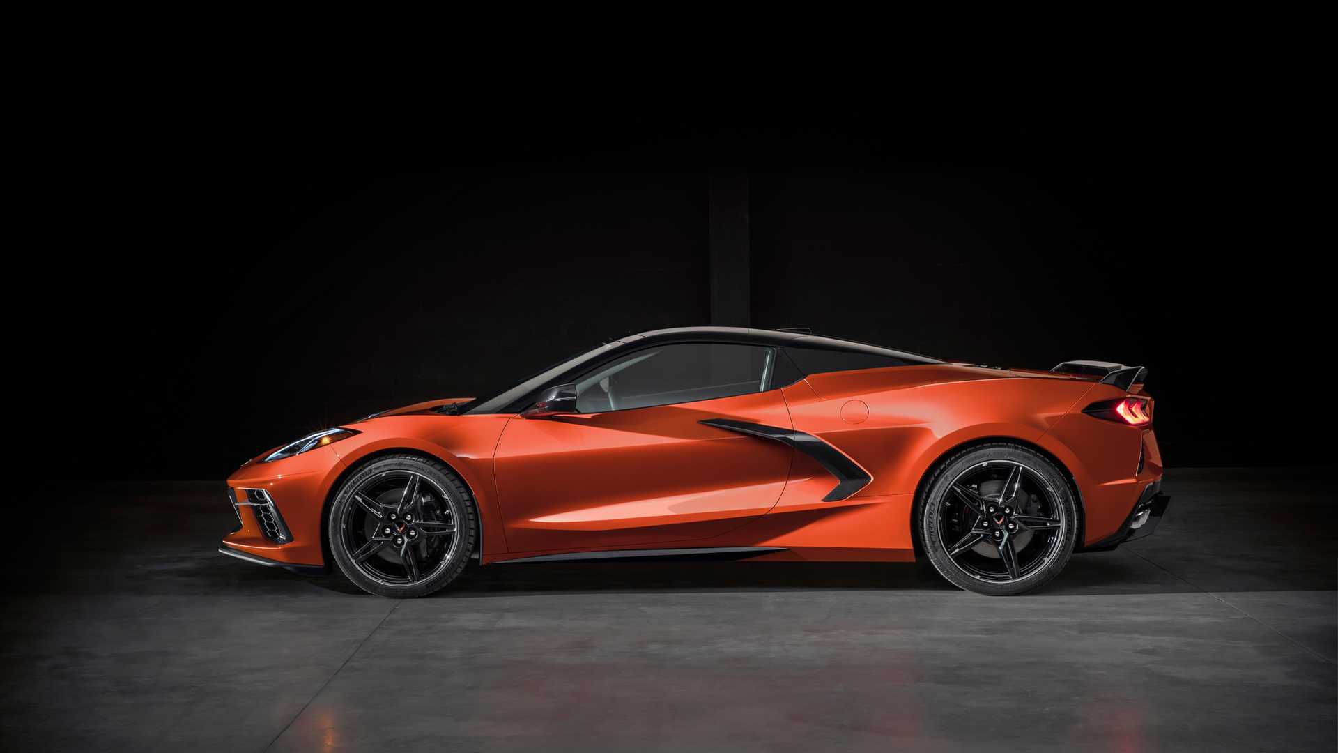 2020-chevrolet-corvette-convertible-4