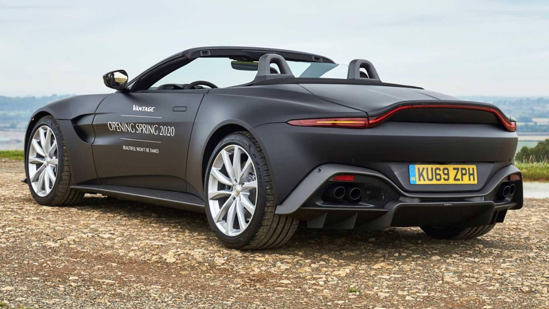2021-aston-martin-vantage-roadster-prototype-3