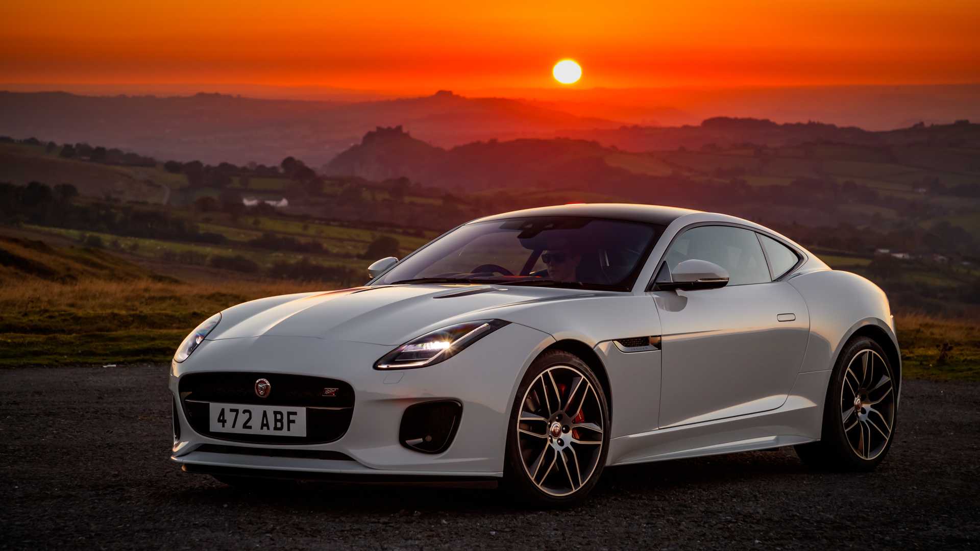 2020-jaguar-f-type-checkered-flag-edition (10)