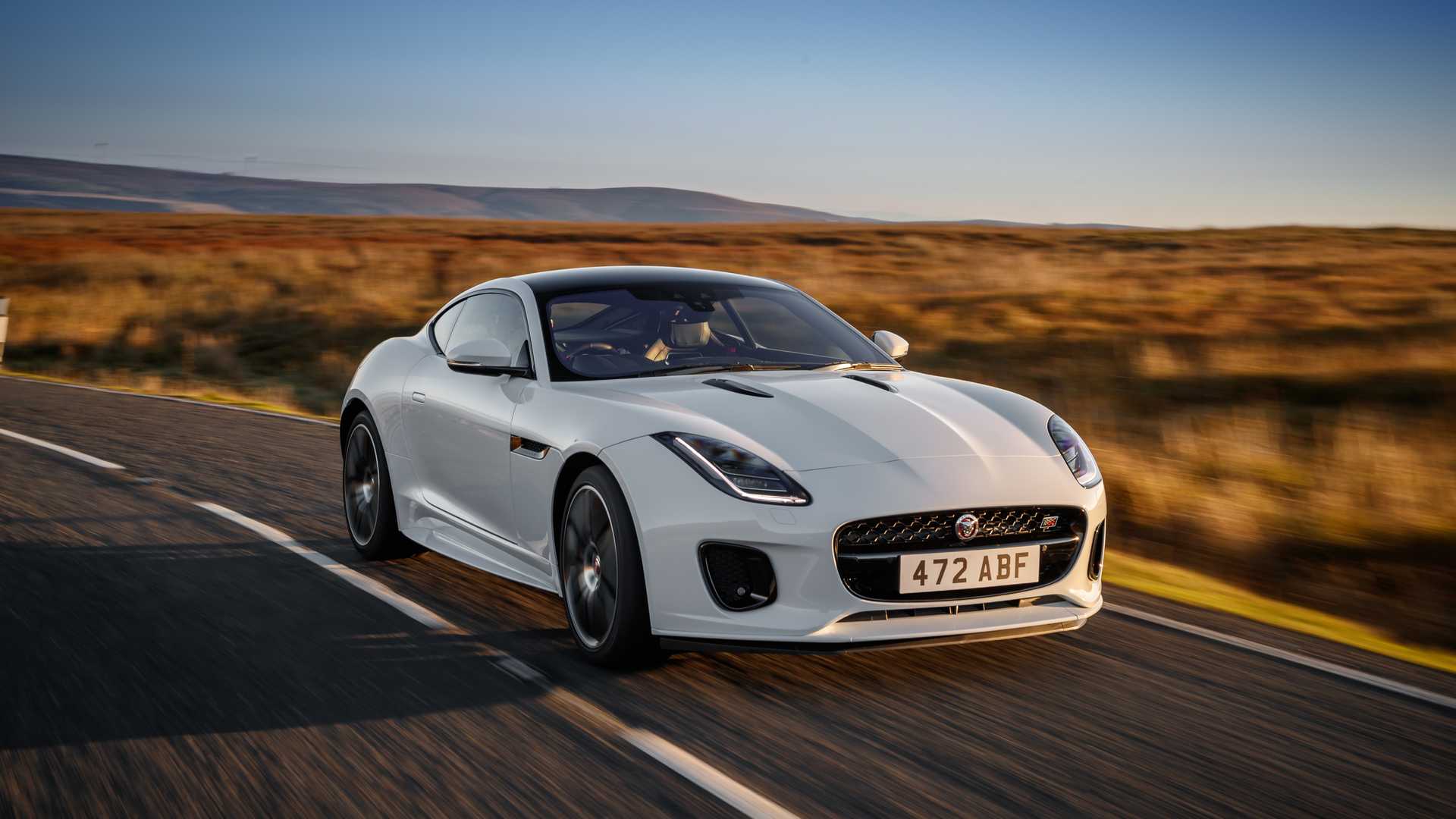 2020-jaguar-f-type-checkered-flag-edition (4)