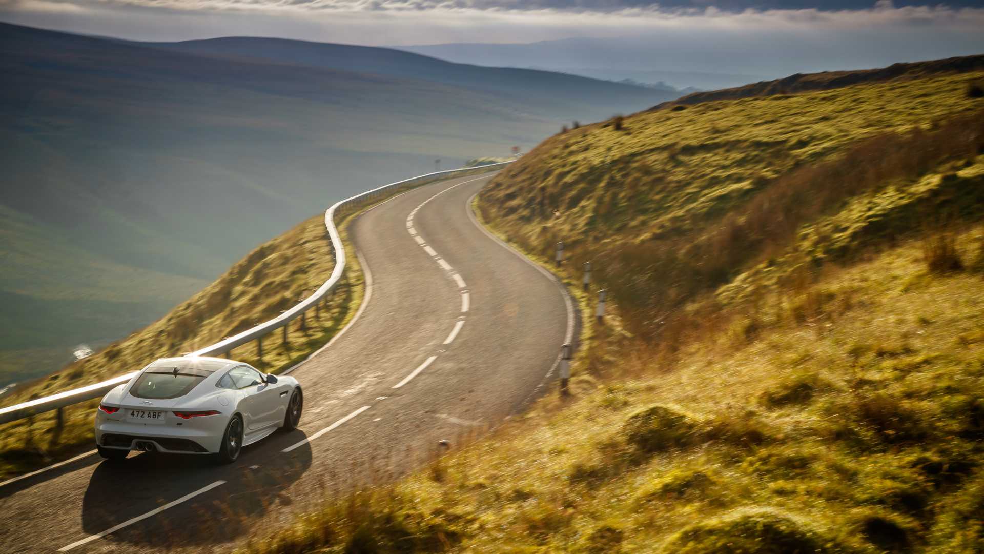2020-jaguar-f-type-checkered-flag-edition (7)