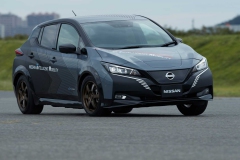 nissan-leaf-e-with-dual-electric-motors-and-all-wheel-drive