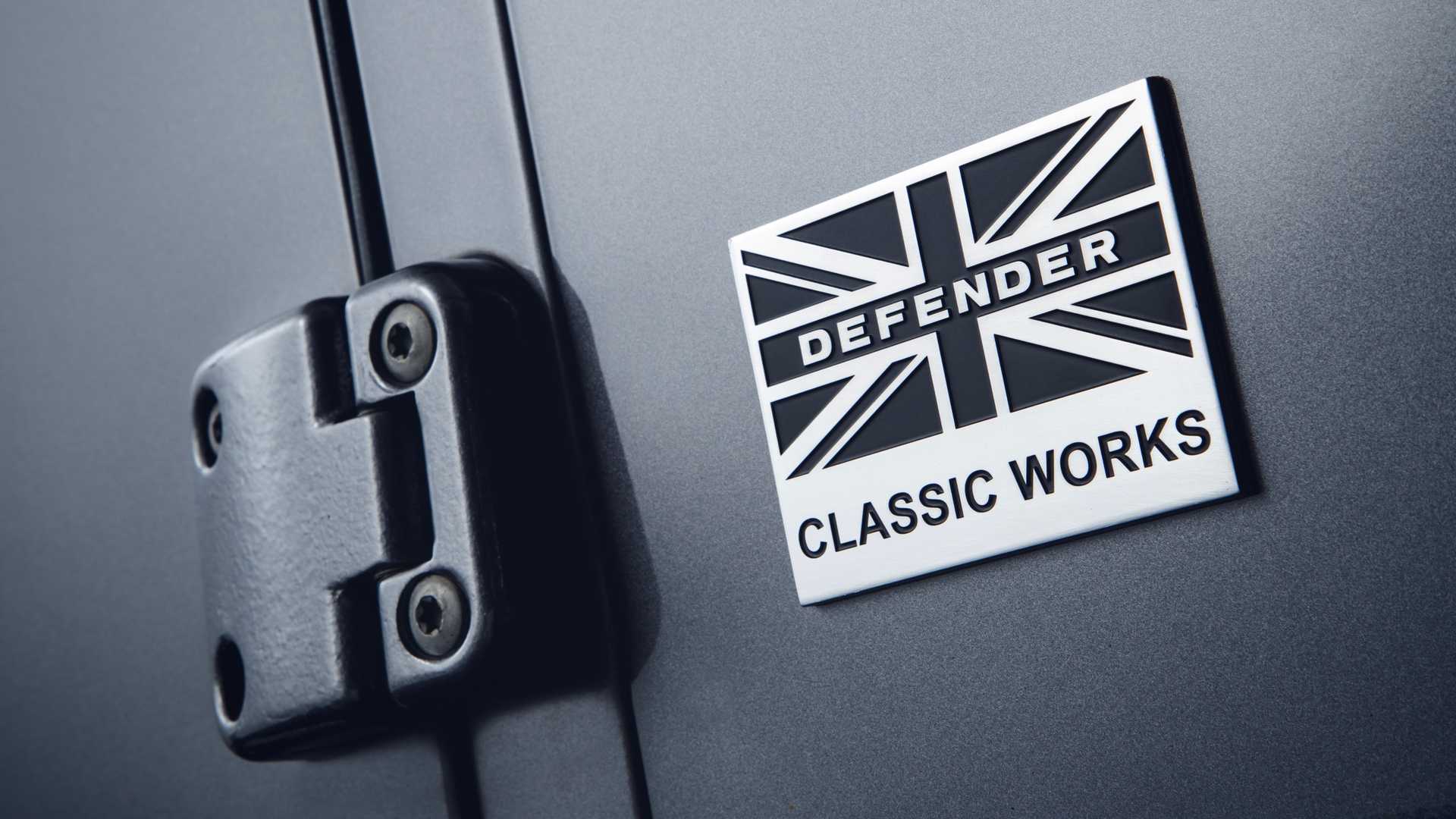 land-rover-classic-upgrades-old-defender-1994-2016-3