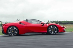 ferrari-sf90-stradale-13