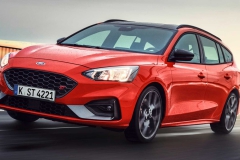 2019-ford-focus-st-wagon-5