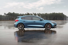 2019-ford-focus-st (7)