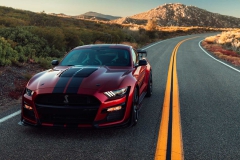 2020-ford-shelby-gt500-2