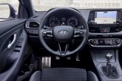 2019-hyundai-i30-fastback-n-line (13)