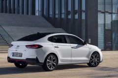 2019-hyundai-i30-fastback-n-line (17)