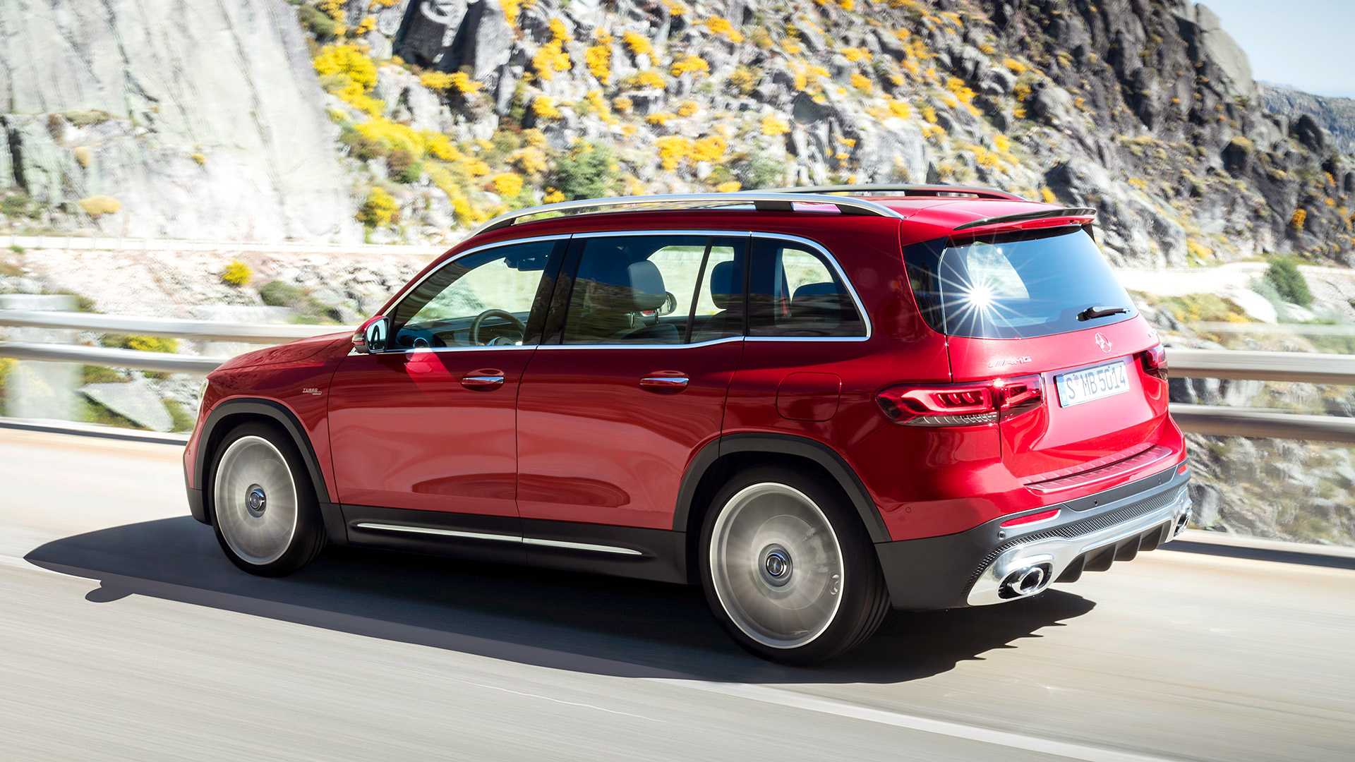 mercedes-amg-glb-35-4matic-2019-5