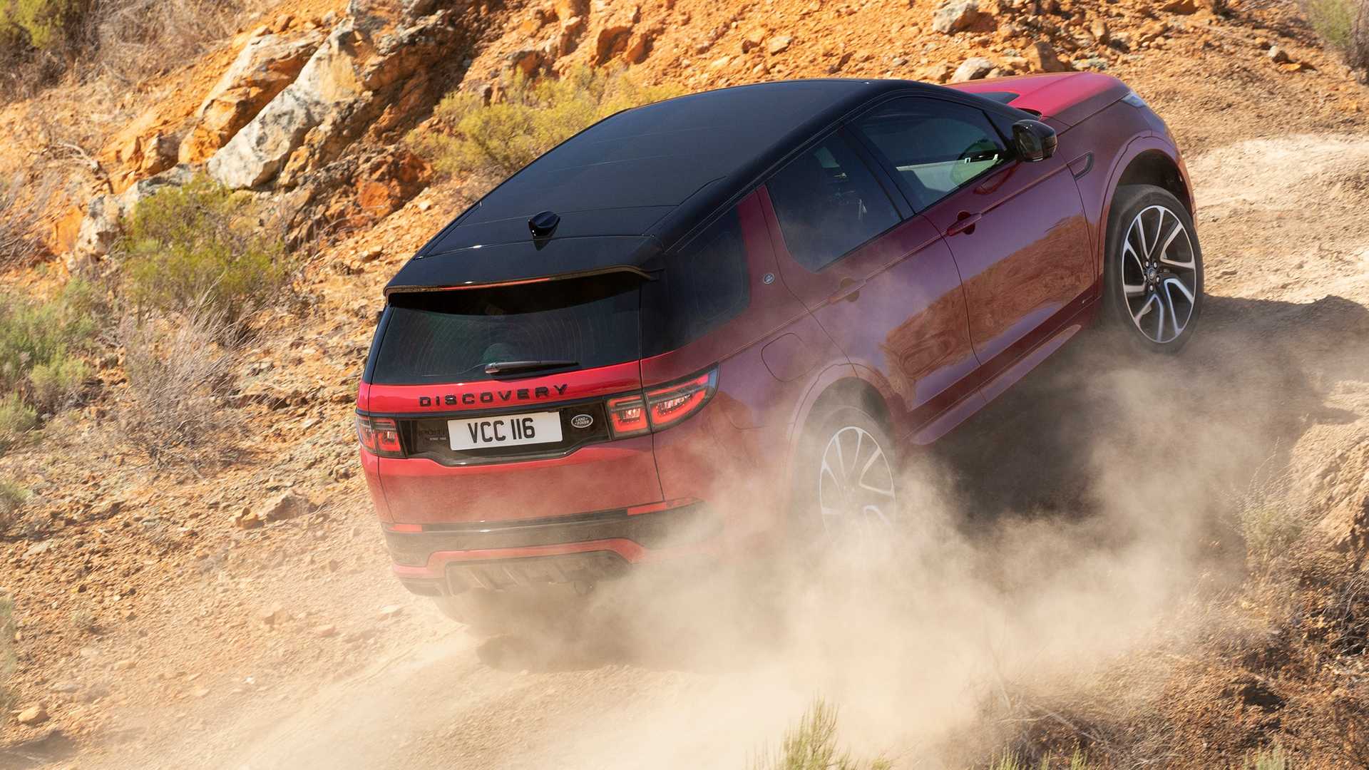 2020-land-rover-discovery-sport-47