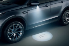 2020-land-rover-discovery-sport-11