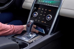 2020-land-rover-discovery-sport-2