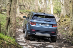 2020-land-rover-discovery-sport-35