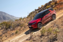 2020-land-rover-discovery-sport-45
