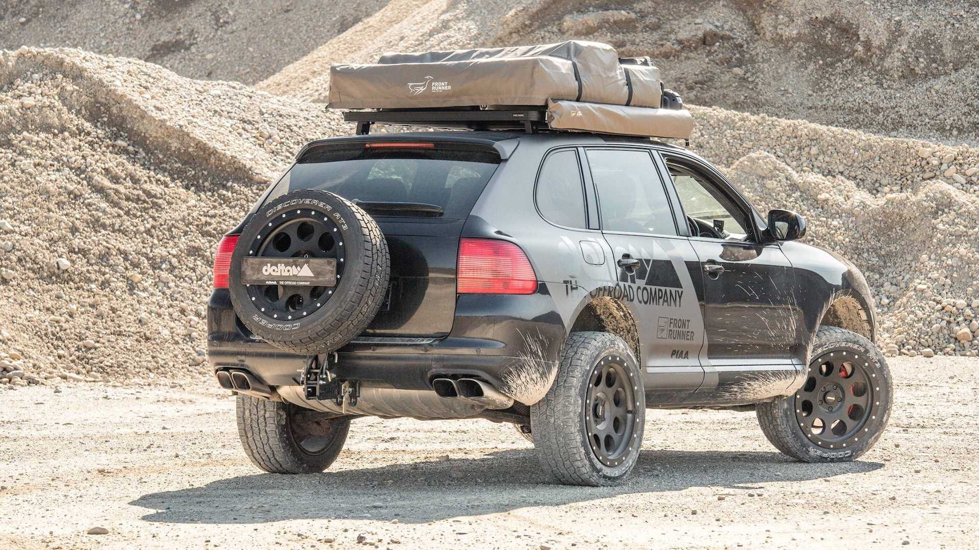 lifted-porsche-cayenne-with-piaa-rally-lights