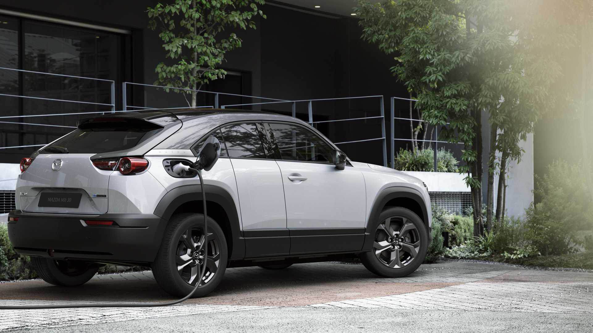 2020-mazda-mx-30-10