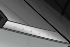 2020-mazda-mx-30-19