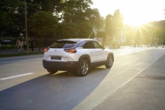 2020-mazda-mx-30-8