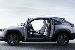 2020-mazda-mx-30-9