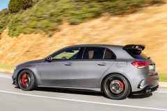 mercedes-amg-a-45-4matic-2019-1
