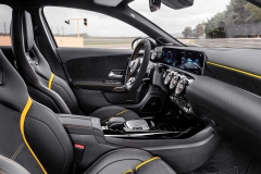 mercedes-amg-a-45-4matic-2019-10
