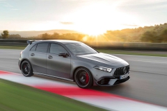 mercedes-amg-a-45-4matic-2019-18