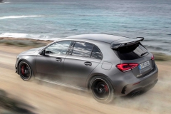 mercedes-amg-a-45-4matic-2019-3
