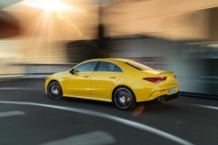 2020-mercedes-amg-cla-35-coupe (1)