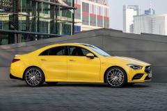 2020-mercedes-amg-cla-35-coupe (14)