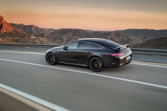 2019-mercedes-amg-gt-4-door-coupe (2)